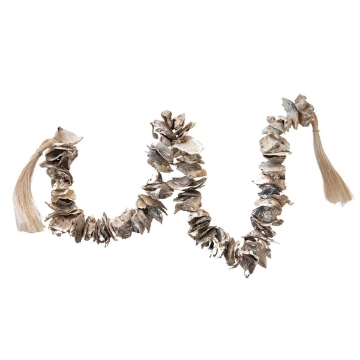 Picture of OYESTER SHELL GARLAND