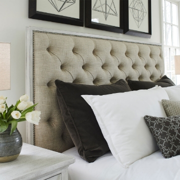 Picture of SAG HARBOR TUFTED QUENN UPHOLSTERED BED