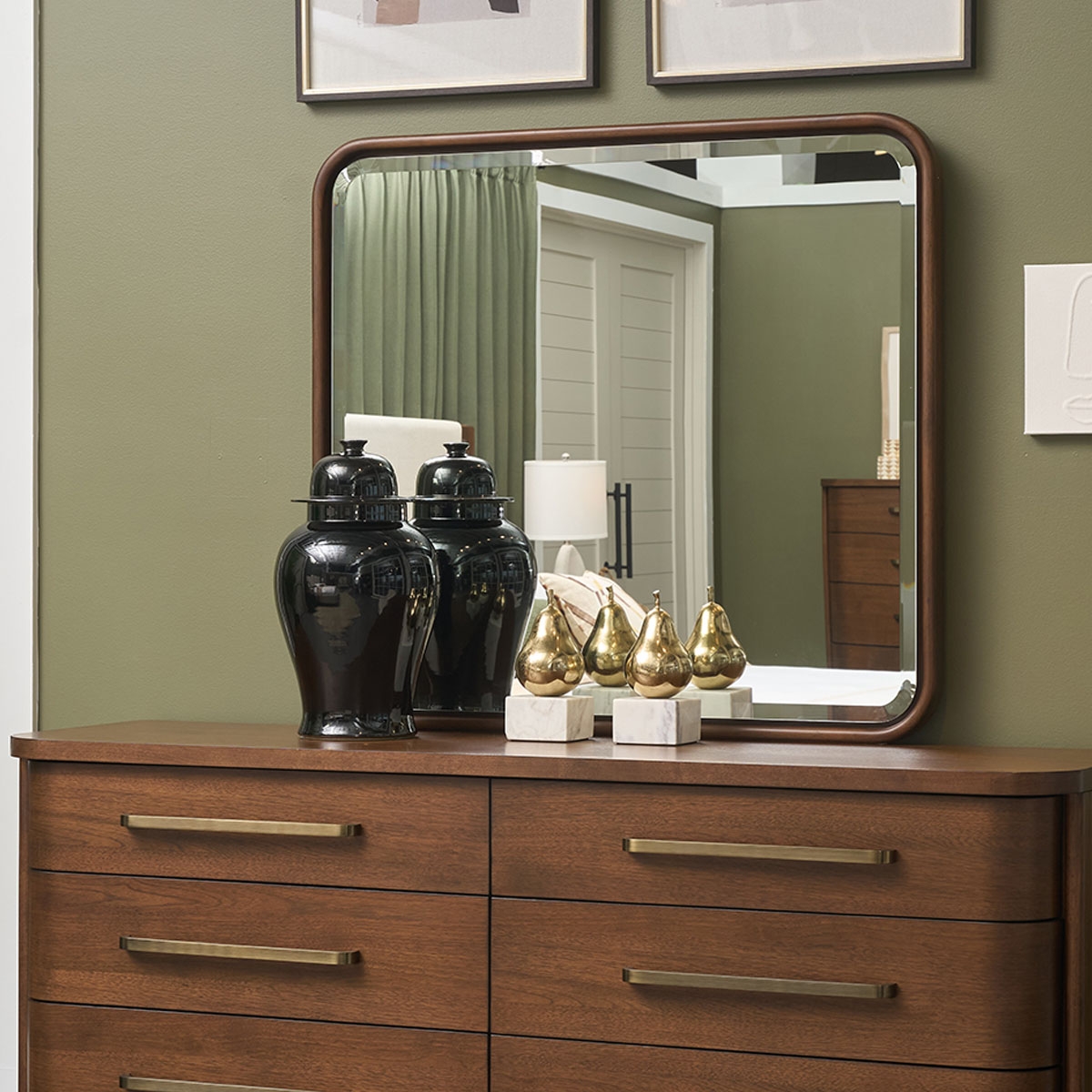 Picture of DELIA MIRROR