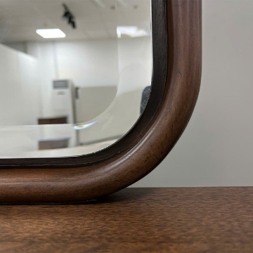 Picture of DELIA MIRROR