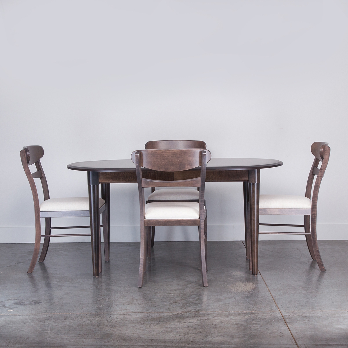 Picture of MAPLE OVAL 5PC DIN W/LEAF