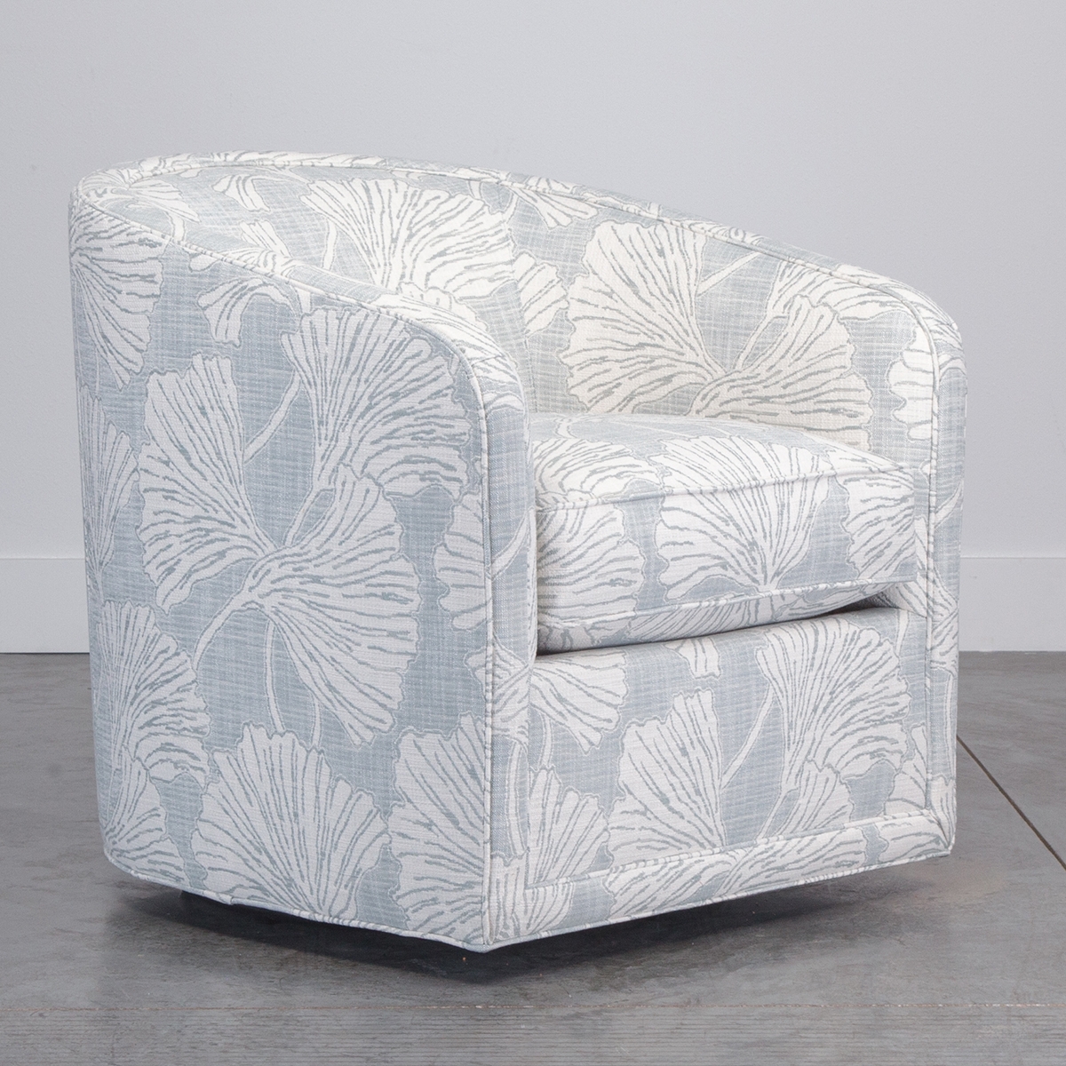 Picture of COLTON SWIVEL CHAIR