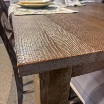 Picture of Selwyn 7 Piece Dining Set