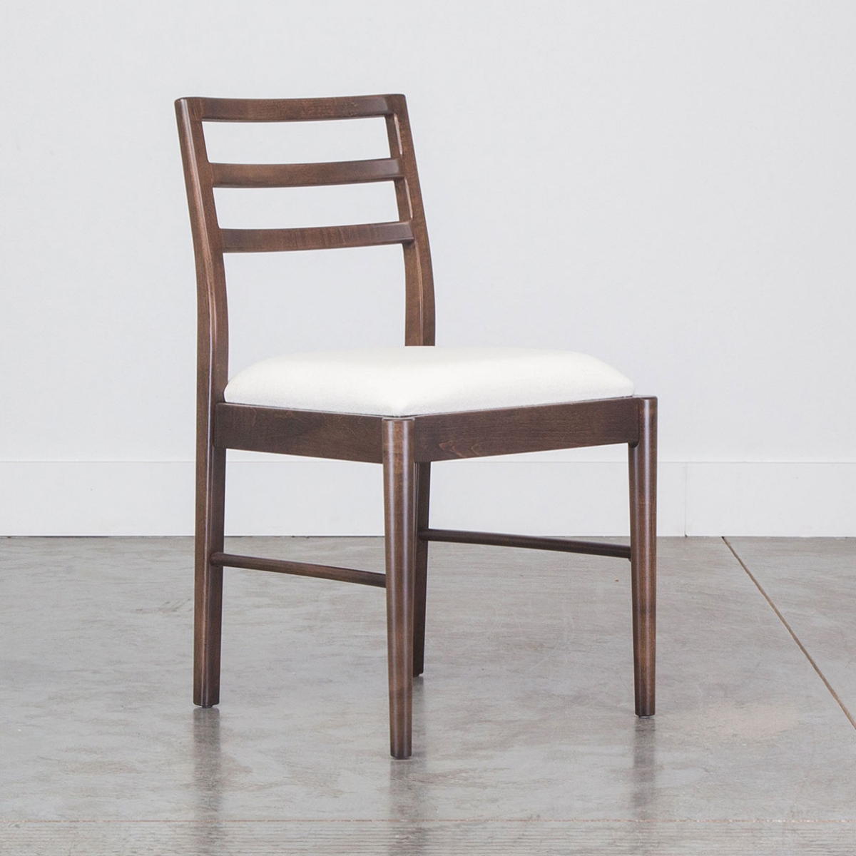 Picture of PHELPS BENCHMADE SIDE CHAIR