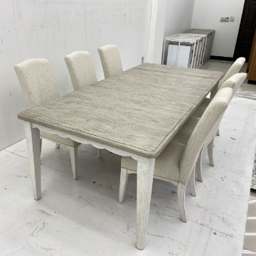 Picture of SPRINGFIELD LEG DINING TABLE