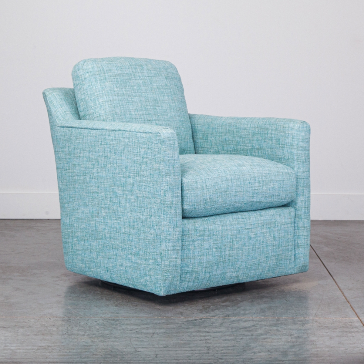 Picture of ANGUILLA SWIVEL CHAIR