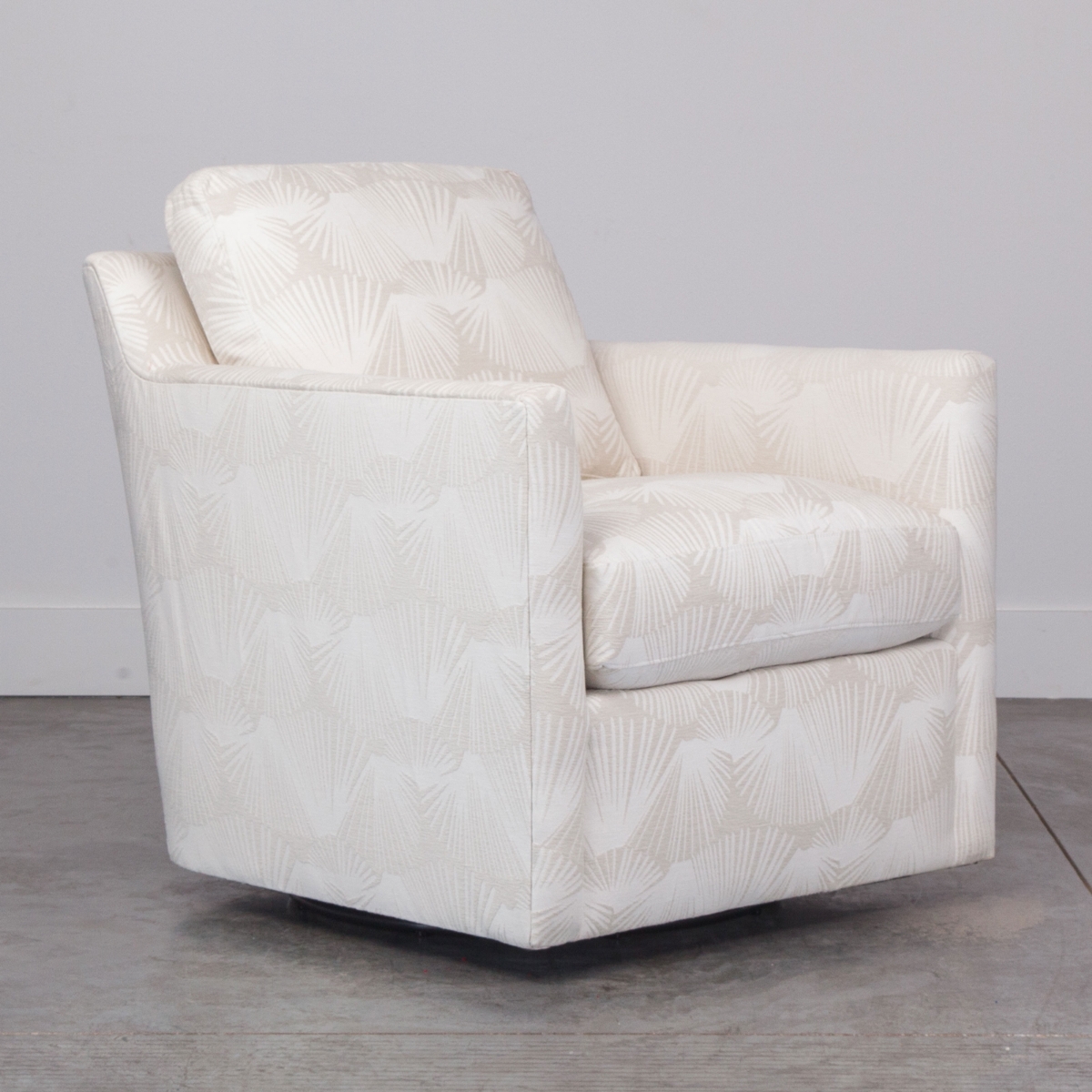 Picture of ANGUILLA SWIVEL CHAIR
